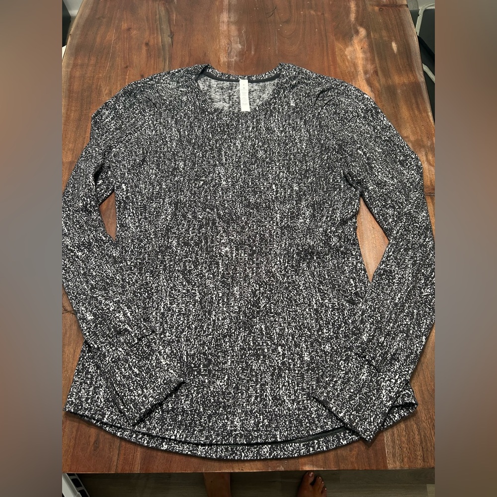 Lululemon Extra Mile LS - Picture 4 of 8